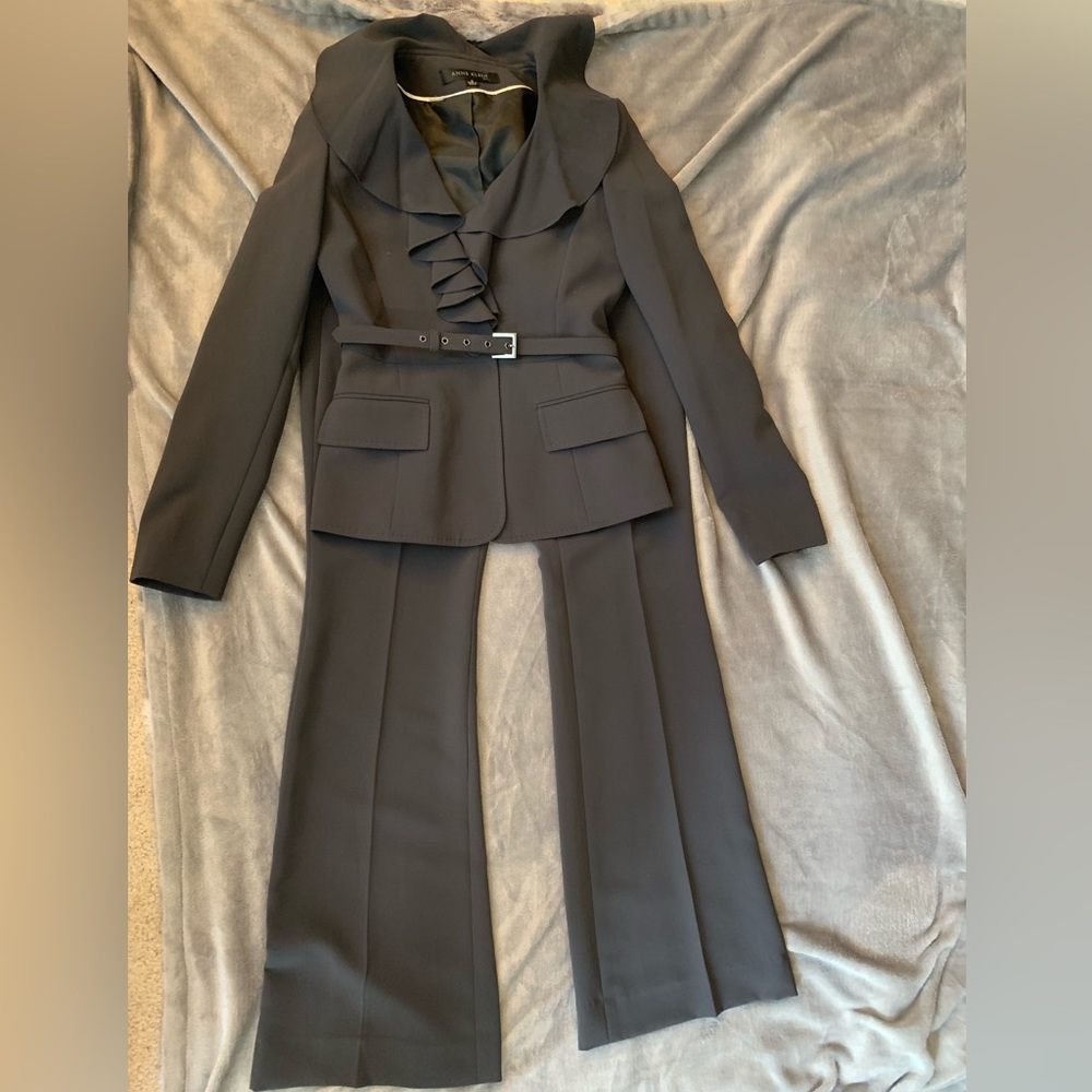 Gorgeous ANNE KLEIN Grey Pant Suit SZ 0 NWT🔥🔥🔥🔥